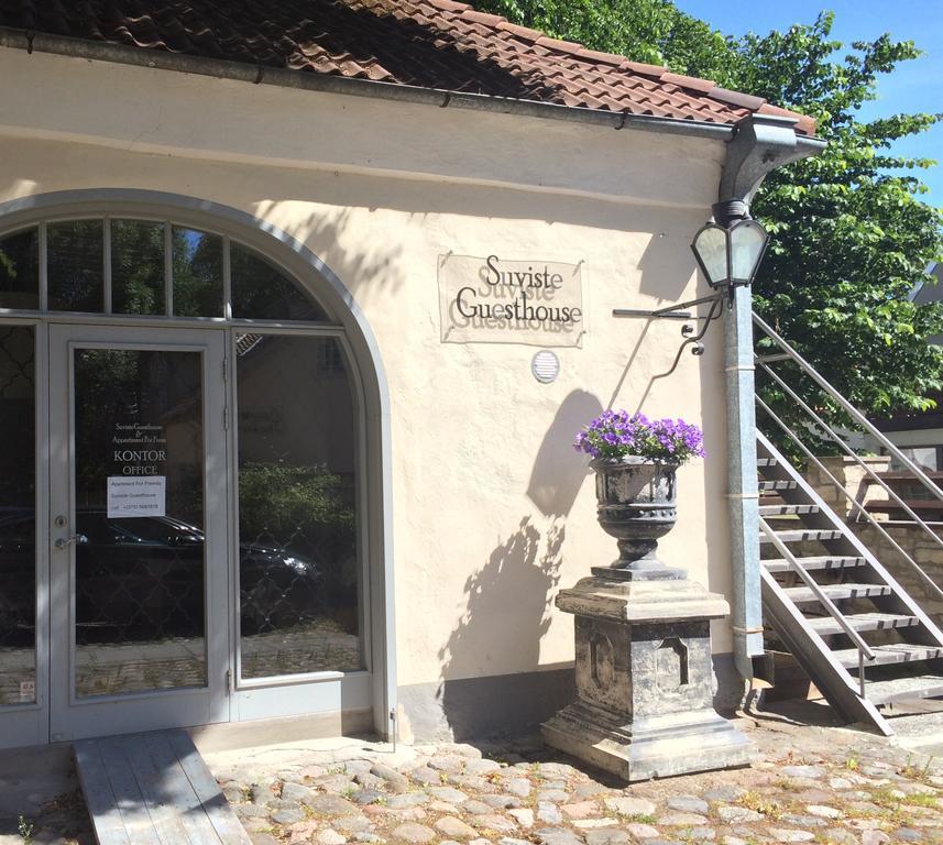 Suviste Guesthouse Kuressaare Buitenkant foto